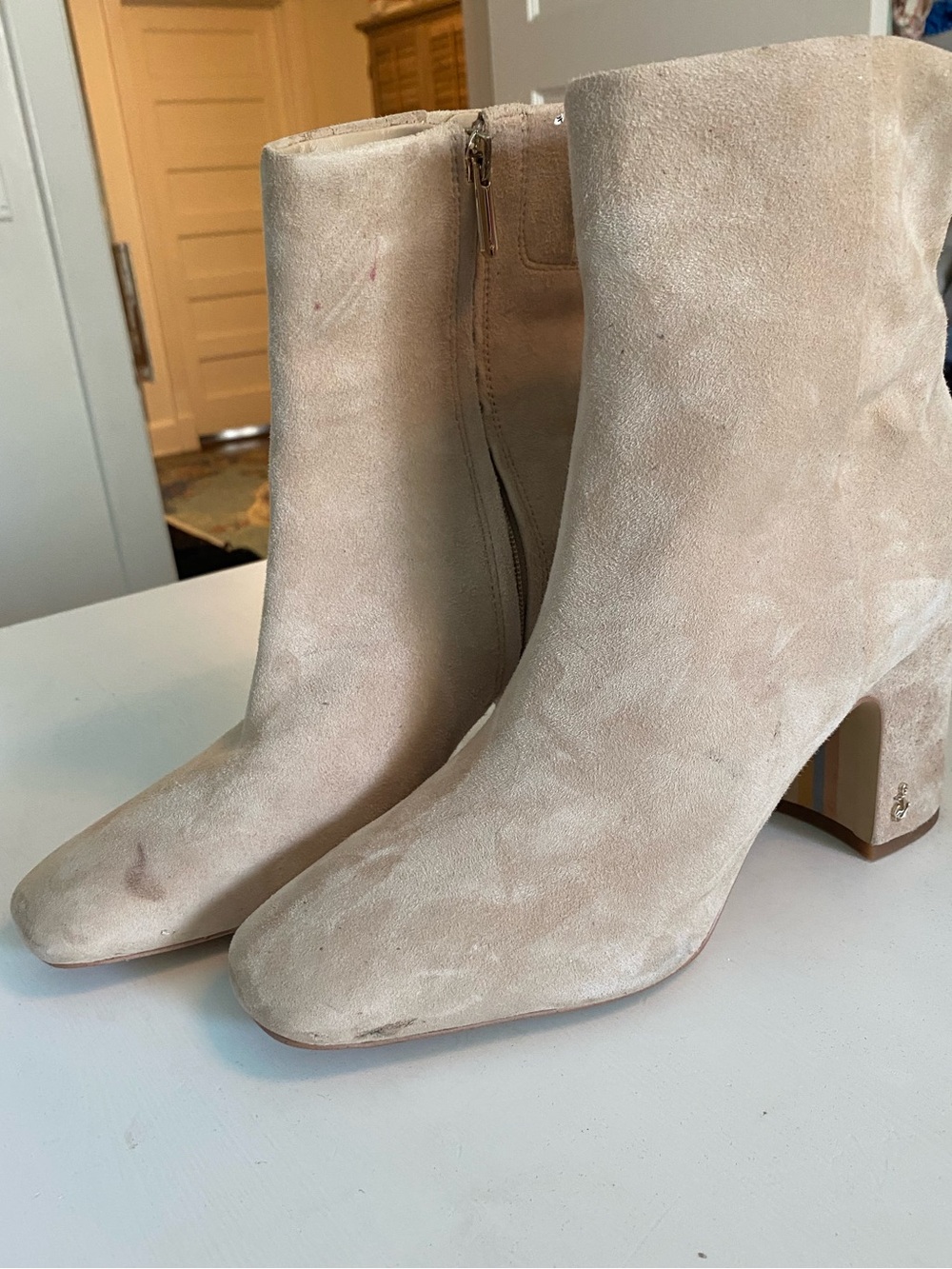 Sam Edelman Suede Ankle Boots in Fawn